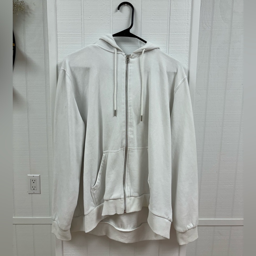 Oversized H&M white zip up hoodie